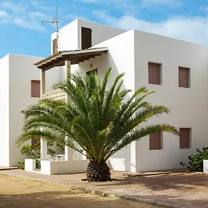 https://apartamentos-escandell-formentera-vacaciones.balearic-islands.net